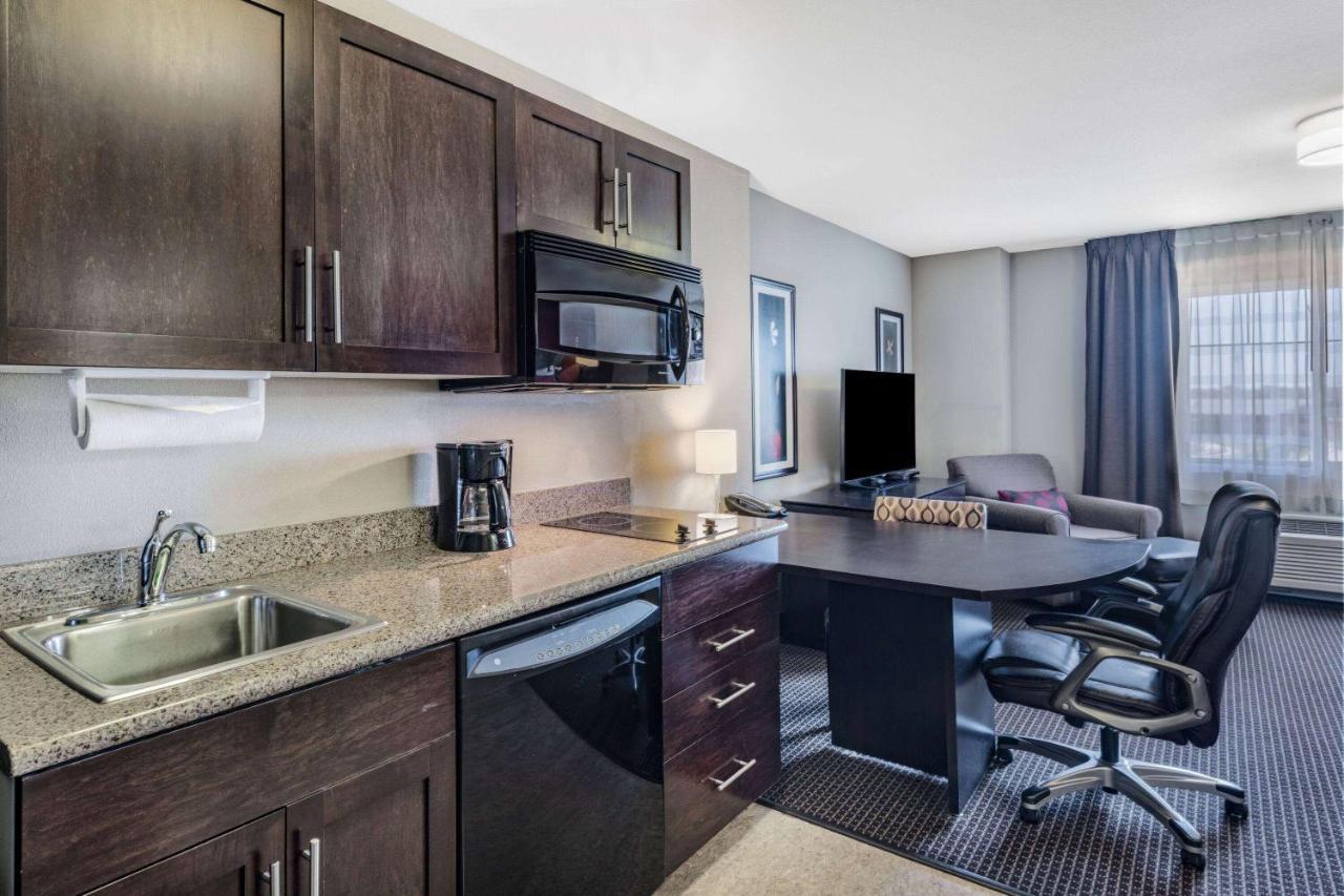 Hawthorn Suites By Wyndham Williston Εξωτερικό φωτογραφία
