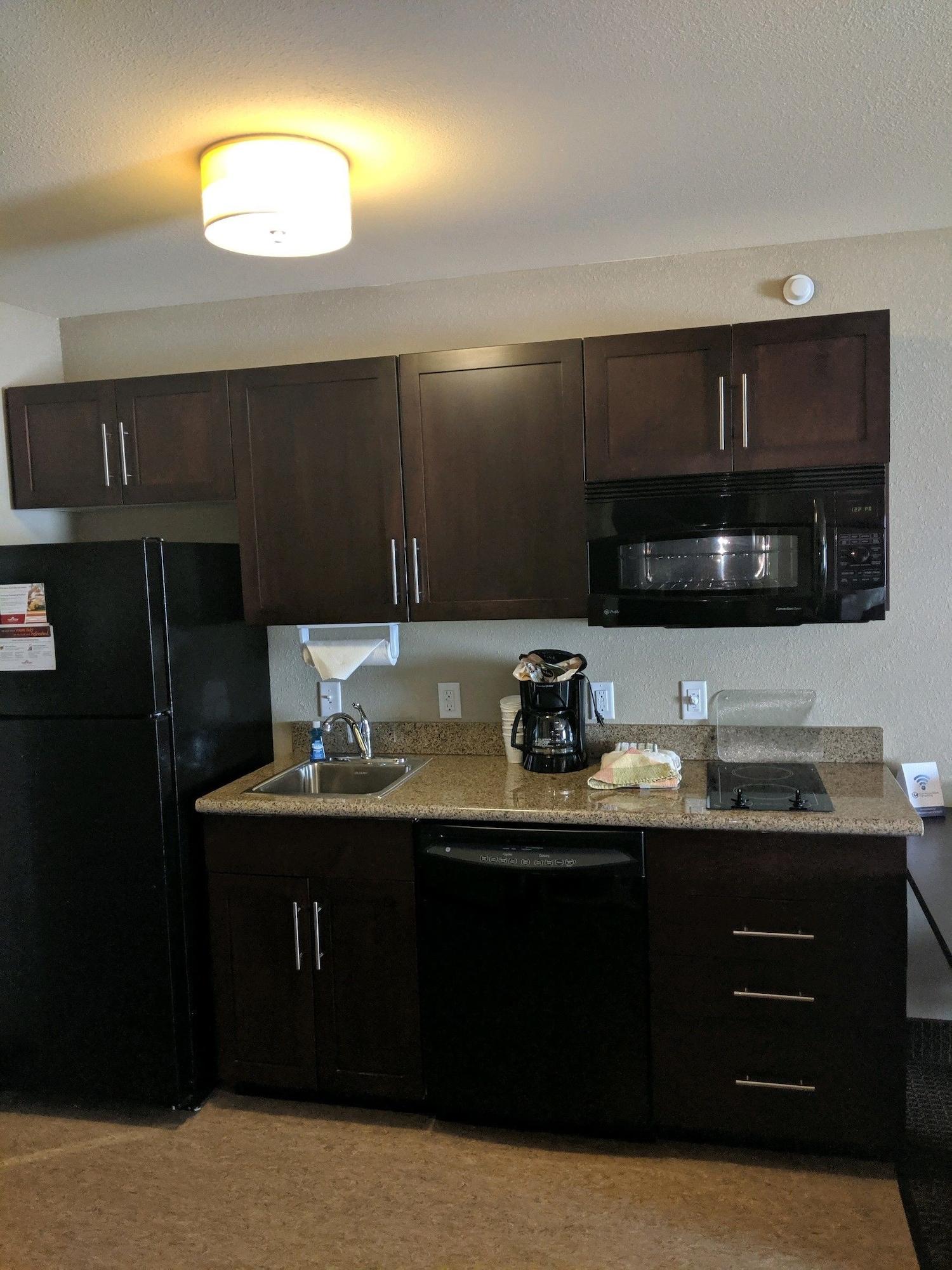 Hawthorn Suites By Wyndham Williston Εξωτερικό φωτογραφία